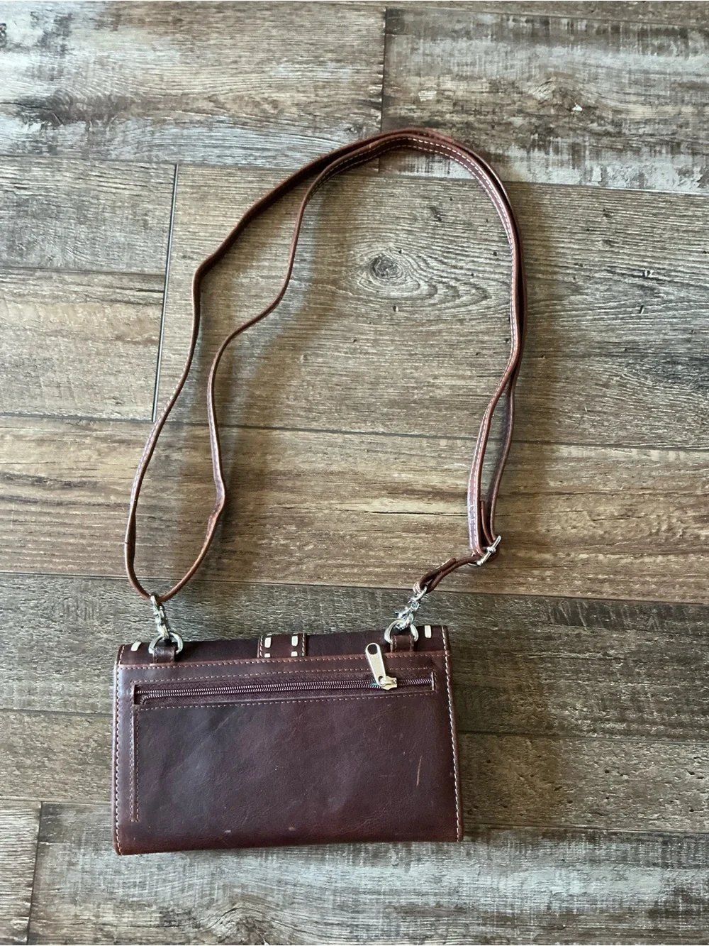 Ariat Dark Brown Leather Crossbody Wallet with Cream Stitching